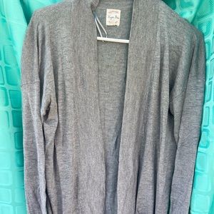 Hippy Rose Gray cardigan